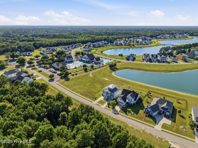 331 Spicer Lake Drive, Holly Ridge, NC 28445