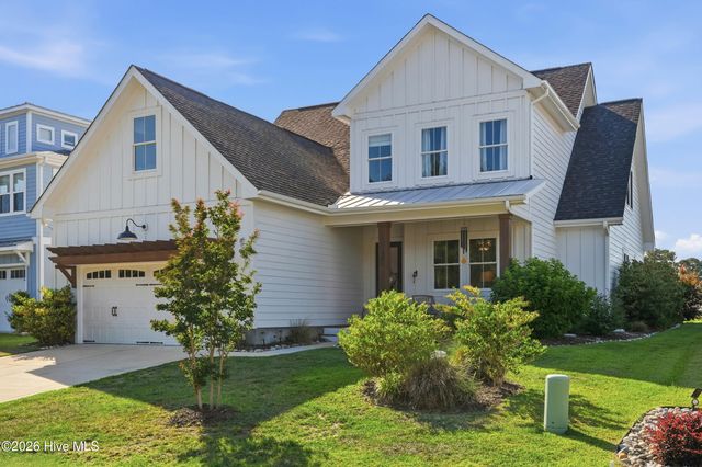 331 Spicer Lake Drive, Holly Ridge, NC 28445