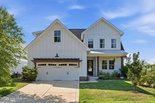 331 Spicer Lake Drive, Holly Ridge, NC 28445
