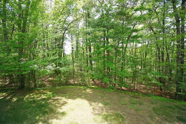 92 Overlook Circle, Hudson, NH 03051