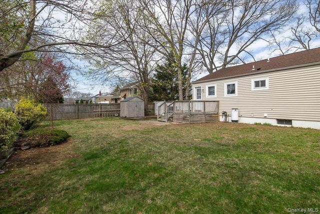 1221 3rd Street, West Babylon, NY 11704