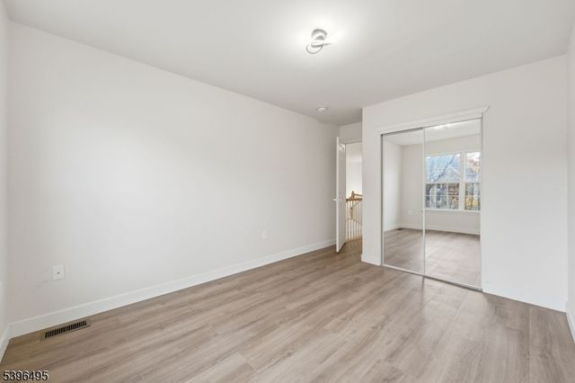 71 Washington Ct, Montville Twp., NJ 07082