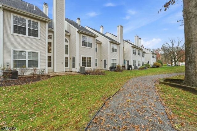 71 Washington Ct, Montville Twp., NJ 07082