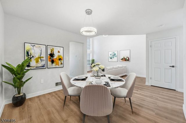 71 Washington Ct, Montville Twp., NJ 07082