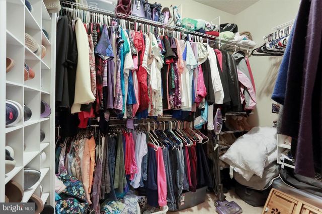 307 CRAIG DR, Stephens City, VA 22655