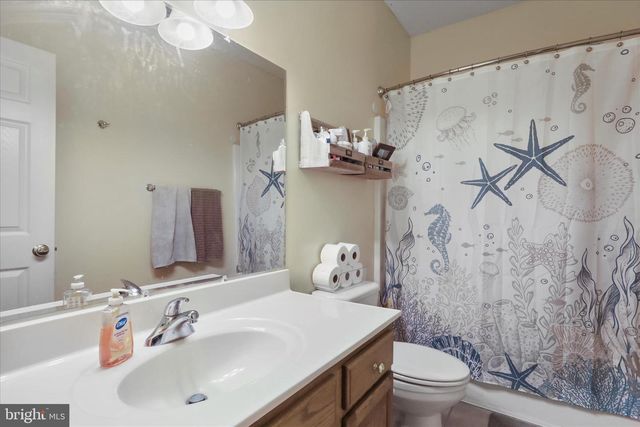 307 CRAIG DR, Stephens City, VA 22655