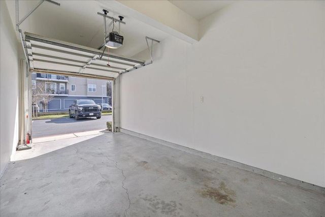 1065 Saginaw Terrace 304, Sunnyvale, CA 94089