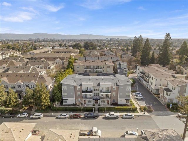 1065 Saginaw Terrace 304, Sunnyvale, CA 94089