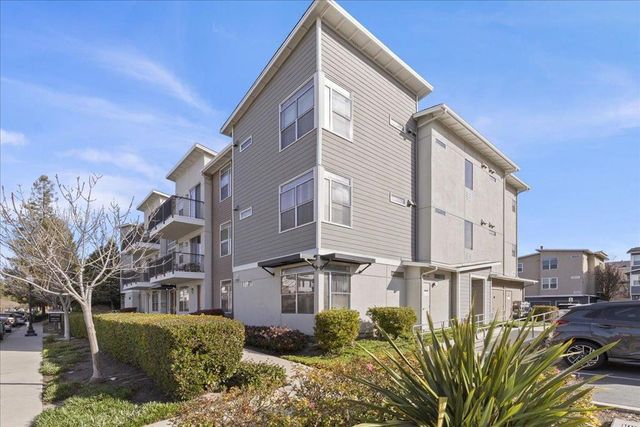 1065 Saginaw Terrace 304, Sunnyvale, CA 94089