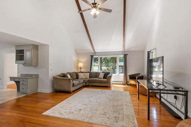 75 Elmwood Rd, Lunenburg, MA 01462