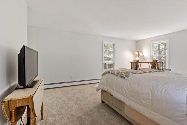 75 Elmwood Rd, Lunenburg, MA 01462