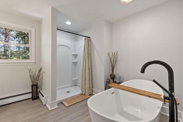 75 Elmwood Rd, Lunenburg, MA 01462