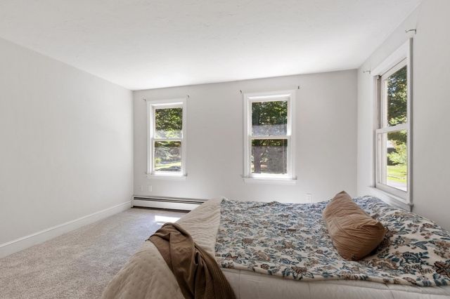 75 Elmwood Rd, Lunenburg, MA 01462