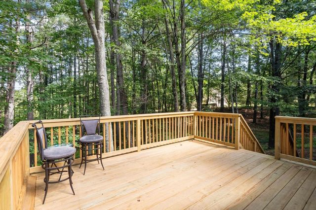 75 Elmwood Rd, Lunenburg, MA 01462