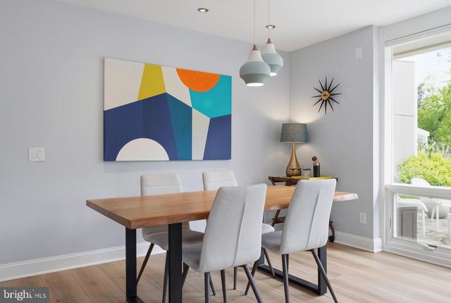 2103 MARTHAS RD, Alexandria, VA 22307