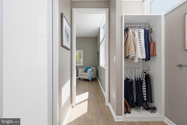 2103 MARTHAS RD, Alexandria, VA 22307