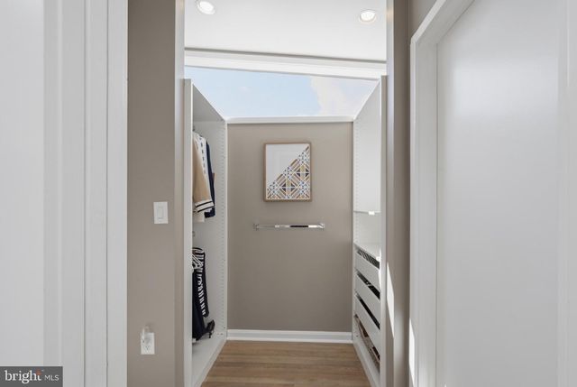 2103 MARTHAS RD, Alexandria, VA 22307