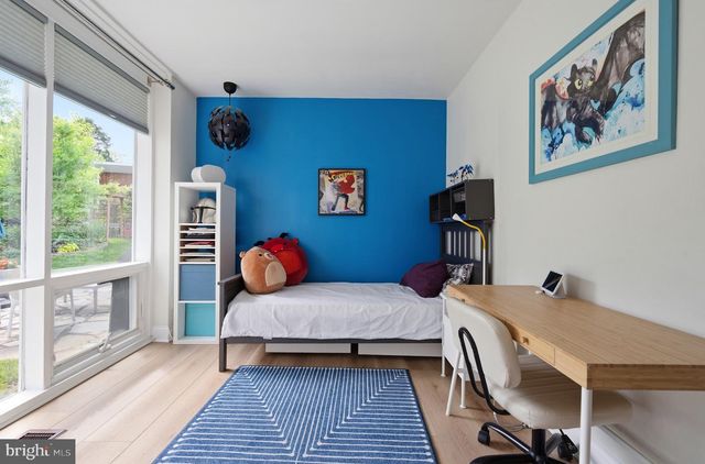 2103 MARTHAS RD, Alexandria, VA 22307