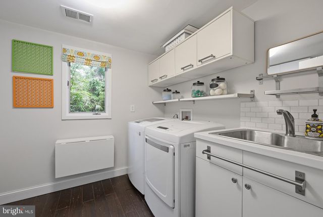 2103 MARTHAS RD, Alexandria, VA 22307