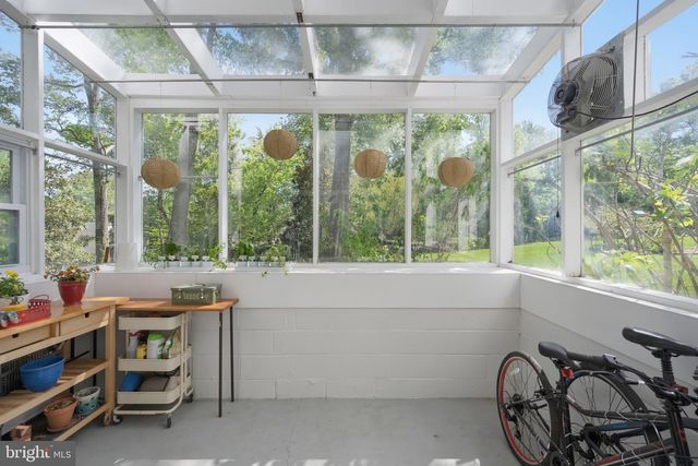 2103 MARTHAS RD, Alexandria, VA 22307