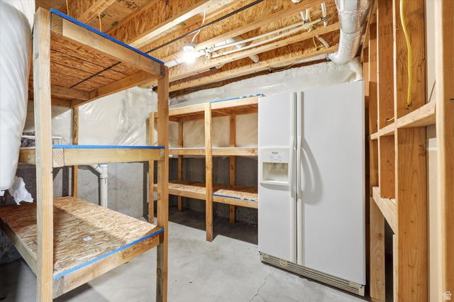 1128 N MUSTANG LN, Saratoga Springs, UT 84045