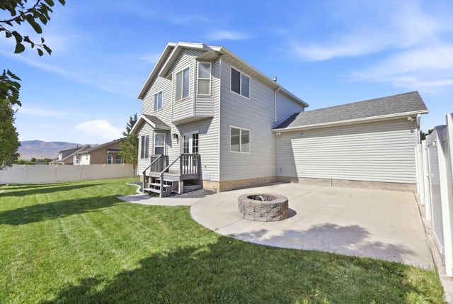 1128 N MUSTANG LN, Saratoga Springs, UT 84045