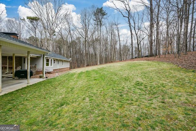 883 Tilley Road, Talking Rock, GA 30175