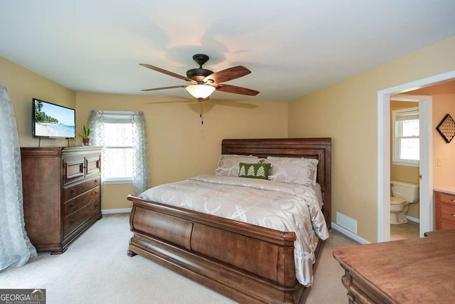 883 Tilley Road, Talking Rock, GA 30175