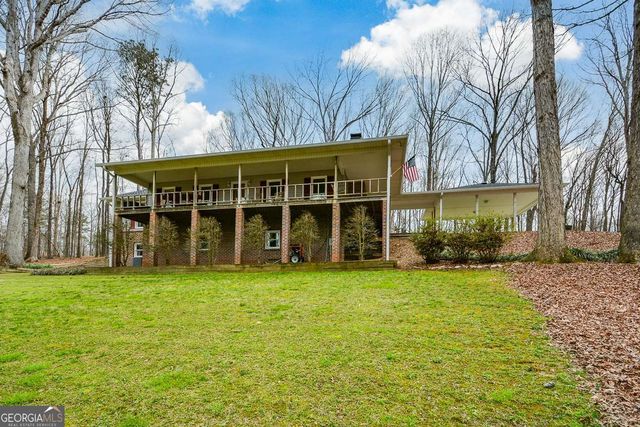 883 Tilley Road, Talking Rock, GA 30175
