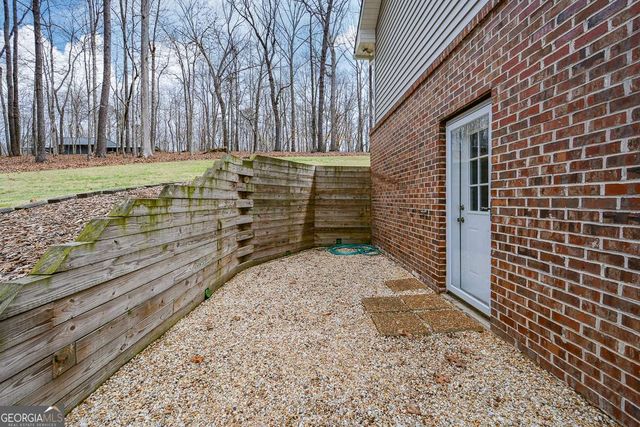 883 Tilley Road, Talking Rock, GA 30175