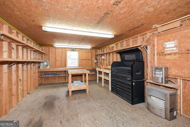 883 Tilley Road, Talking Rock, GA 30175