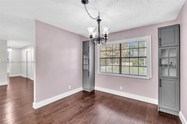 15120 Roberts Way, Loxahatchee, FL 33470