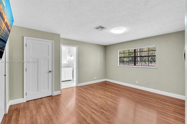 15120 Roberts Way, Loxahatchee, FL 33470