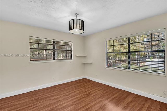 15120 Roberts Way, Loxahatchee, FL 33470