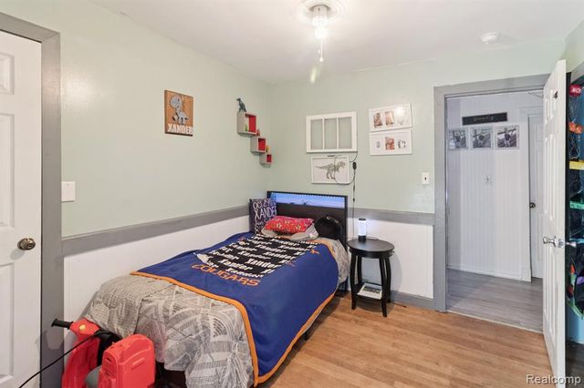 32155 Melton Street, Westland, MI 48186