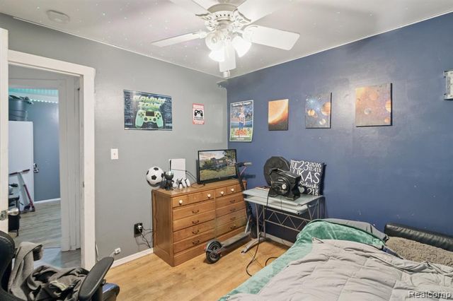 32155 Melton Street, Westland, MI 48186