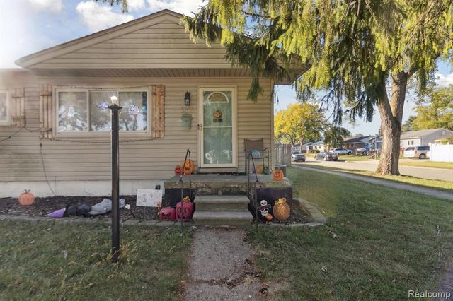 32155 Melton Street, Westland, MI 48186