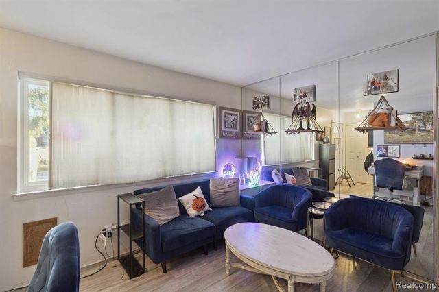 32155 Melton Street, Westland, MI 48186