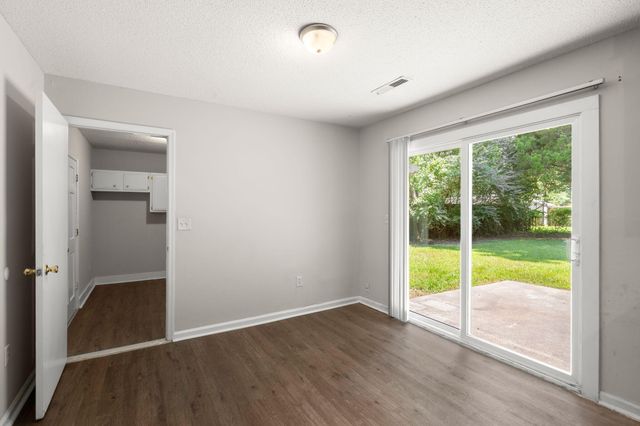 110 Bee Street, Summerville, SC 29483