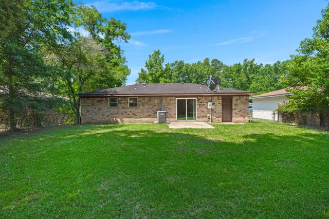 110 Bee Street, Summerville, SC 29483