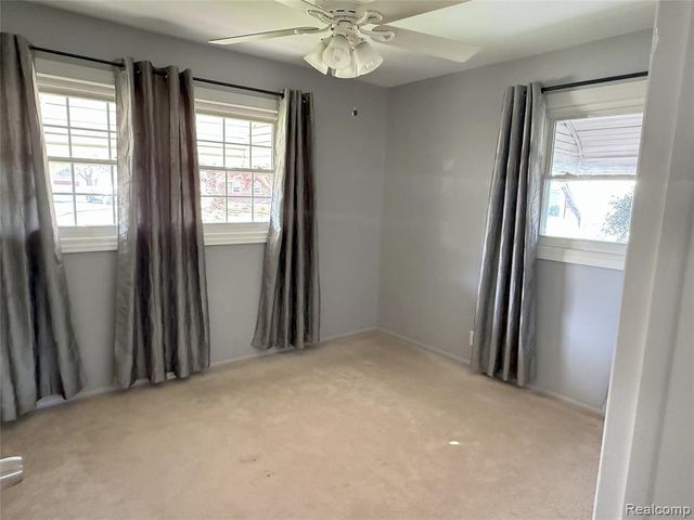 29855 Tamarack Court, Flat Rock, MI 48134