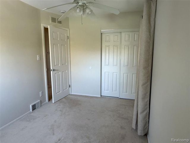 29855 Tamarack Court, Flat Rock, MI 48134