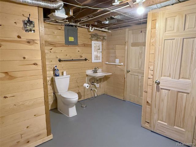 29855 Tamarack Court, Flat Rock, MI 48134