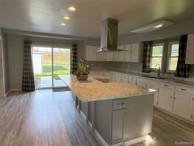 29855 Tamarack Court, Flat Rock, MI 48134