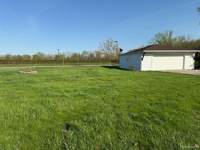 29855 Tamarack Court, Flat Rock, MI 48134