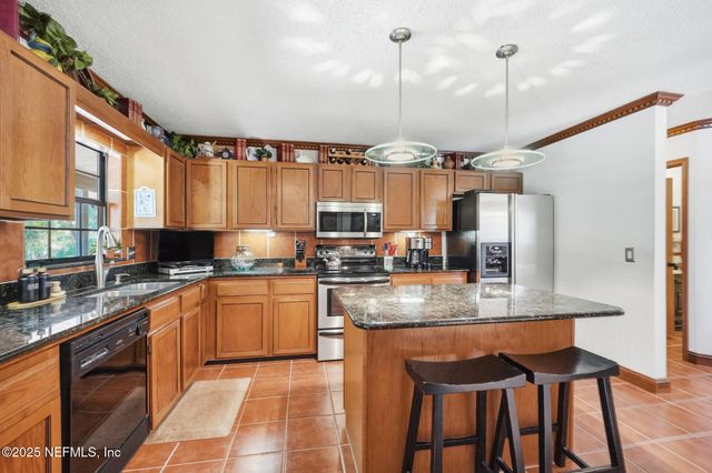 12180 DIVIDING OAKS Trail W, Jacksonville, FL 32223