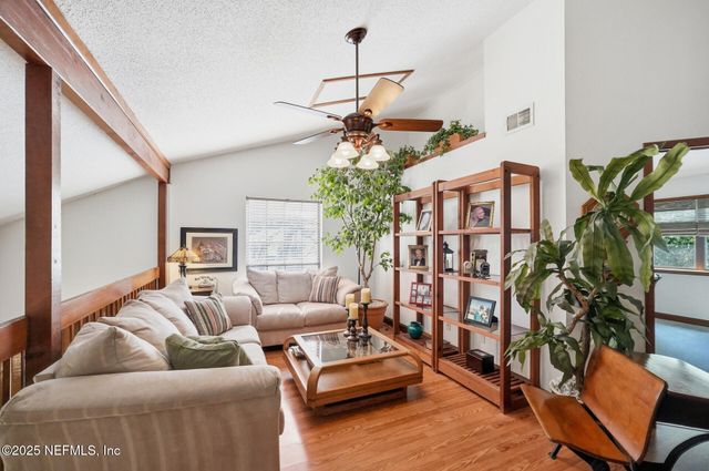 12180 DIVIDING OAKS Trail W, Jacksonville, FL 32223