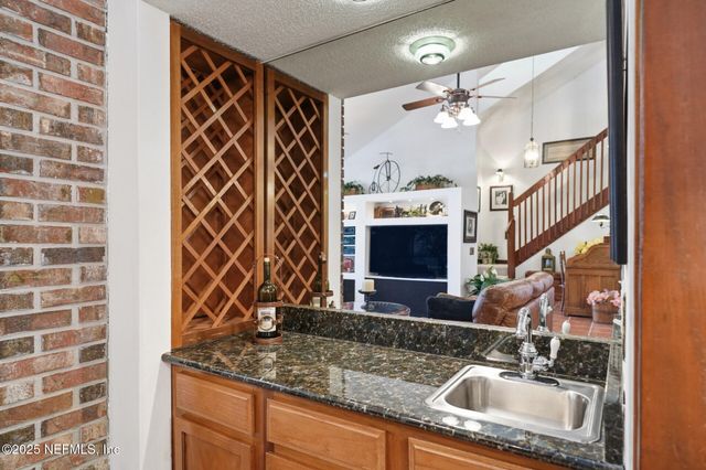 12180 DIVIDING OAKS Trail W, Jacksonville, FL 32223