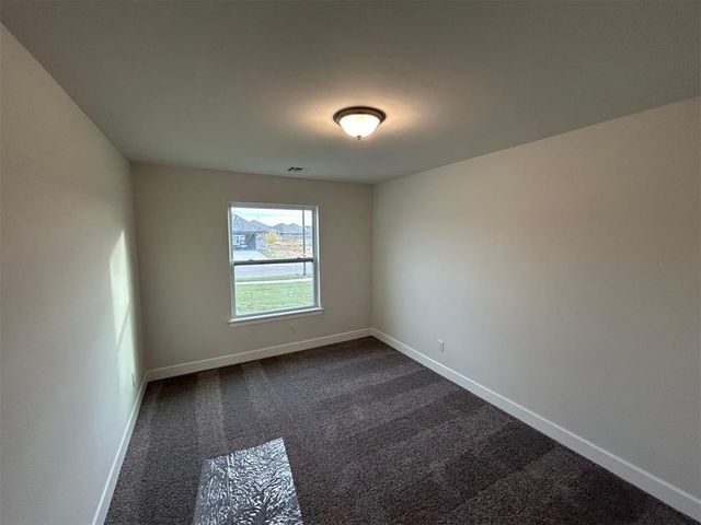 2525 NW 196th Street, Edmond, OK 73012