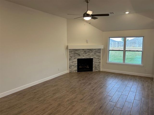 2525 NW 196th Street, Edmond, OK 73012